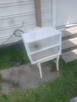 Plastic drawers