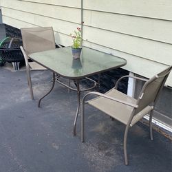 Outdoor Patio Table And Chairs