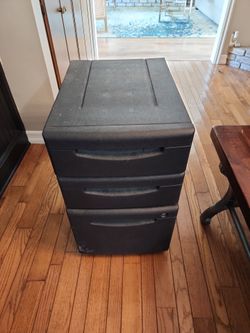 FREE FILE CABINET BLACK