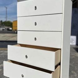 Five Drawers Dresser Rails 