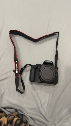 Canon EOS Rebel T7 / EOS 2000D