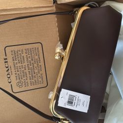 Coach Kisslock Frame 30 Bag