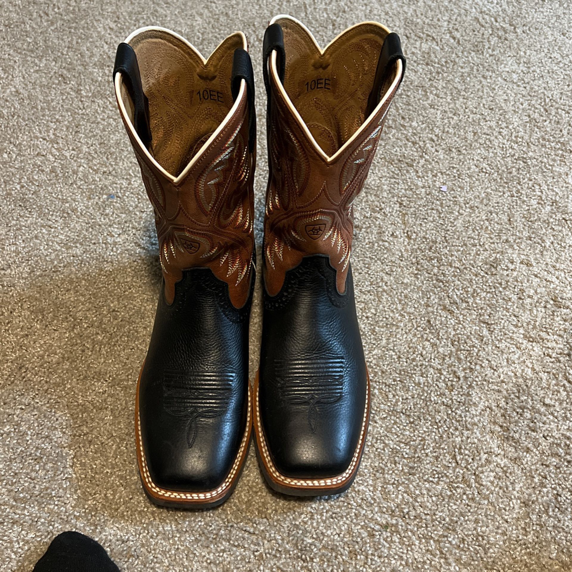 Ariat Or Justin Boots 