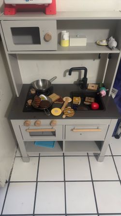 Kids toy kitchen