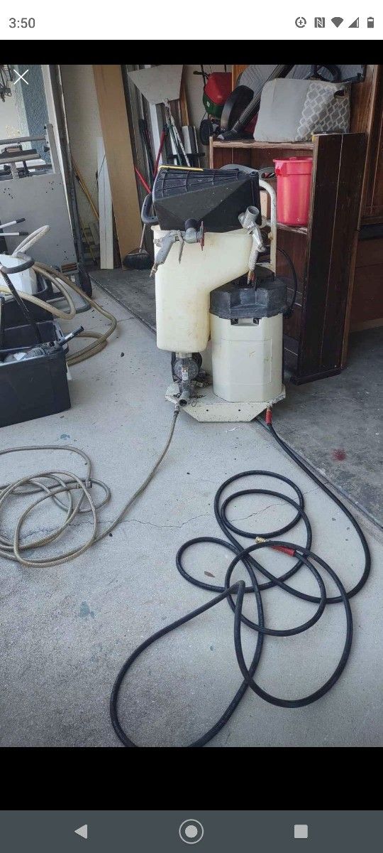 COMMERCIAL DRYWALL TEXTURE SPRAYER W/ HOPPER OR GUN CAN OPERATES TWO GUYS & TOOLS Works Great NEGOTIABLE!