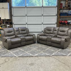 Reclining Loveseat Set - Excellent Condition