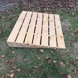 Wooden Ramp - made by the Amish.  BRAND NEW 