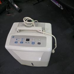 30 Pint Dehumidifier 