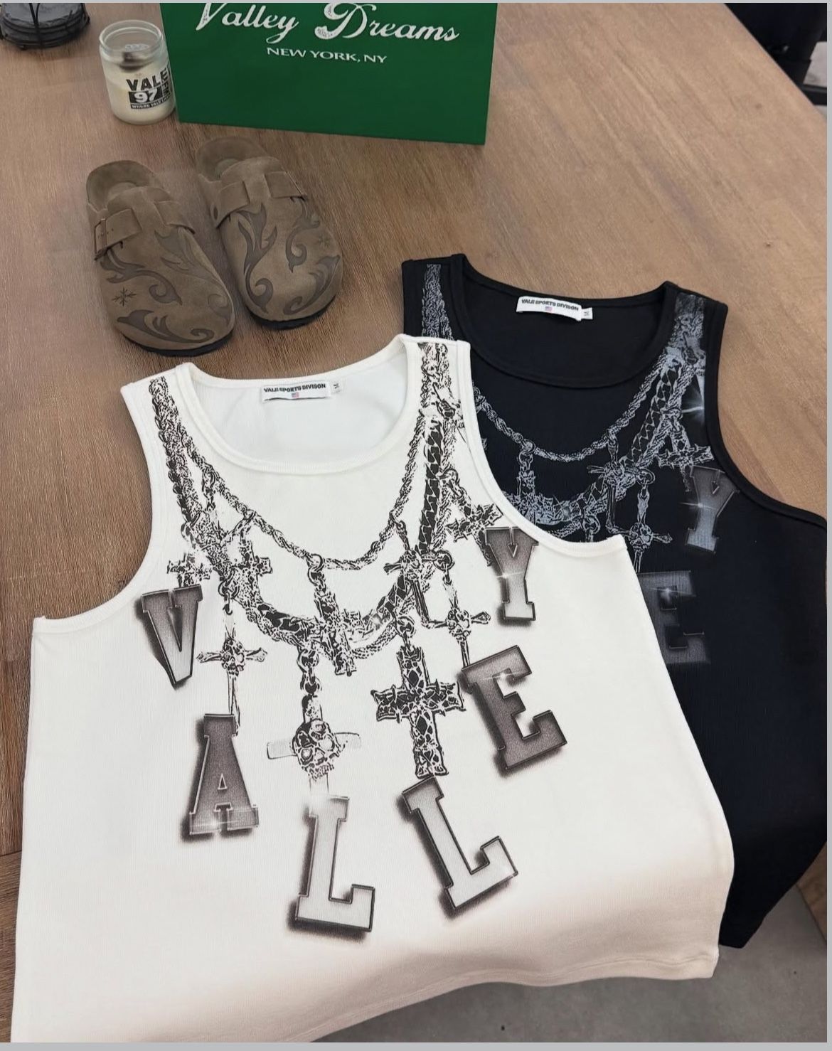 Vale Lives Forever Black Chain Tank