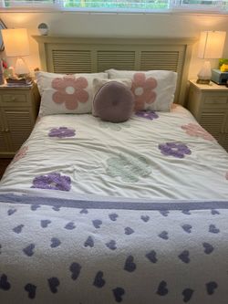 Bedroom set