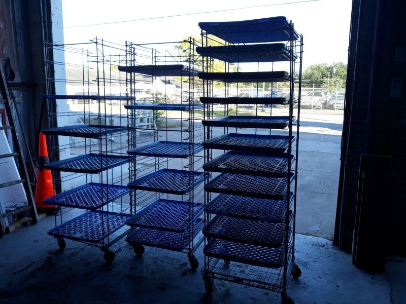 Baker Rack With Trays