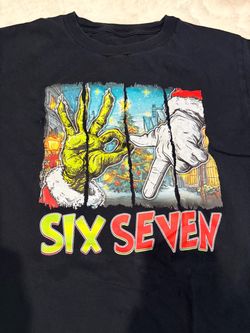 Boys Grinch/Santa 6/7 Christmas shirt