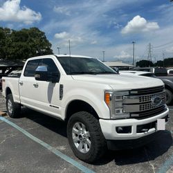 FORD F-250 PLATINUM DIESEL