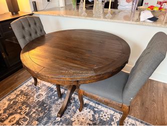 Round table 65”