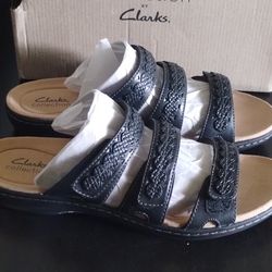 Ladies Clarks Shoes - Leather  New Never Worn