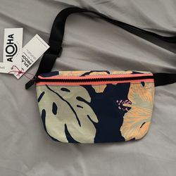 BNWT Aloha Collection mini hip pack zipper pouch