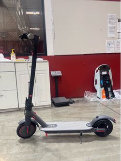 Electric scooter