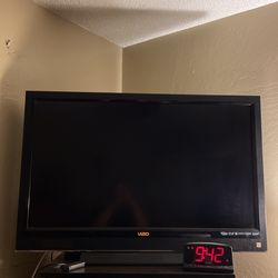 Vizio TV 45”