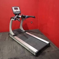Free Delivery! (5) True CS650 Commercial Treadmills with 10" Screen