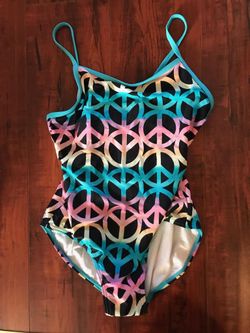 Girls swimsuit