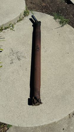 Driveshaft Mustang Gt 1999-04 Oem