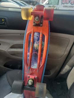Patineta Penny Con Lus En Las Yantas