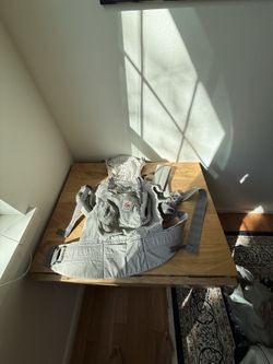 Ergo baby carrier