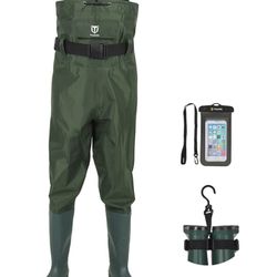 Green Fishing Waders Size 11 NWT