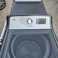 Washer & Dryer GE Set