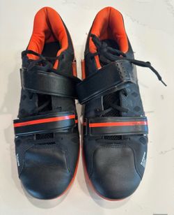 Men's Reebok Black and Orange CrossFit Training Sneakers size 11