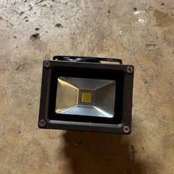 LED Flood Light 10W – Nuevo