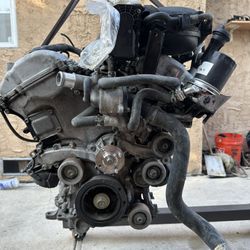 2010Toyota Tacoma. Engine.  Parts