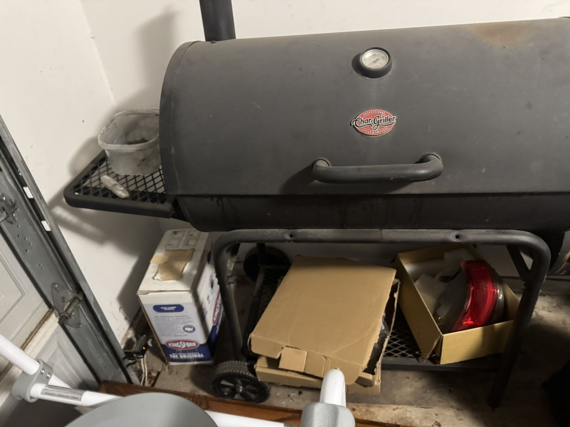 Bbq Pit With Smoker