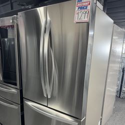 LG - Counter-Depth MAX 26.5 Cu. Ft. French Door Smart Refrigerator with Internal Water - Stainless Steel