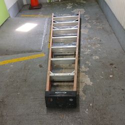 8ft Werner Step Ladder Good Cond