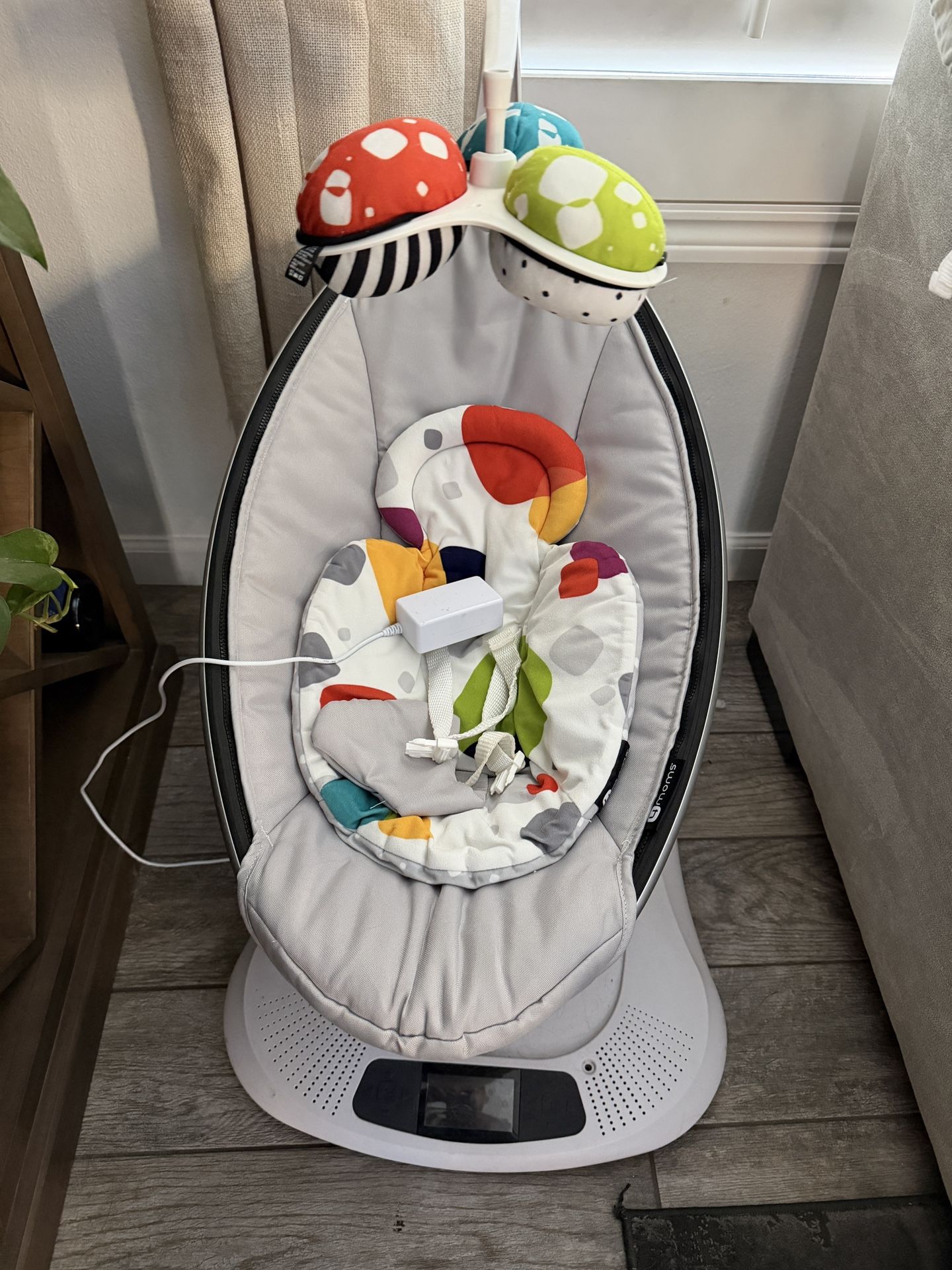 4moms Mamaroo Baby Swing