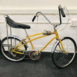 Vintage 1960's Sears Spyder Stingray 5 speed muscle bike/bicycle