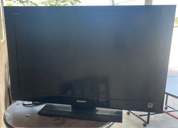 Sony Bravia 32” Color TV
