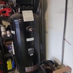 60 Gallon Compressor 