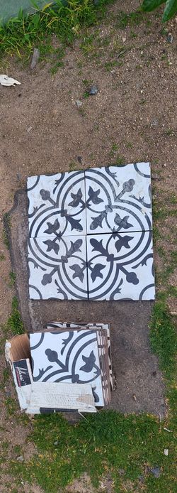 Decorative Tile Lot – 17 Individual Pieces | Bayona Deco II | 200×200