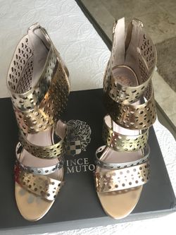 Vince Camuto size 7