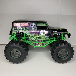 Grave Digger Crawler Body 14 Inch Both Headlights Eyes Working Model RC