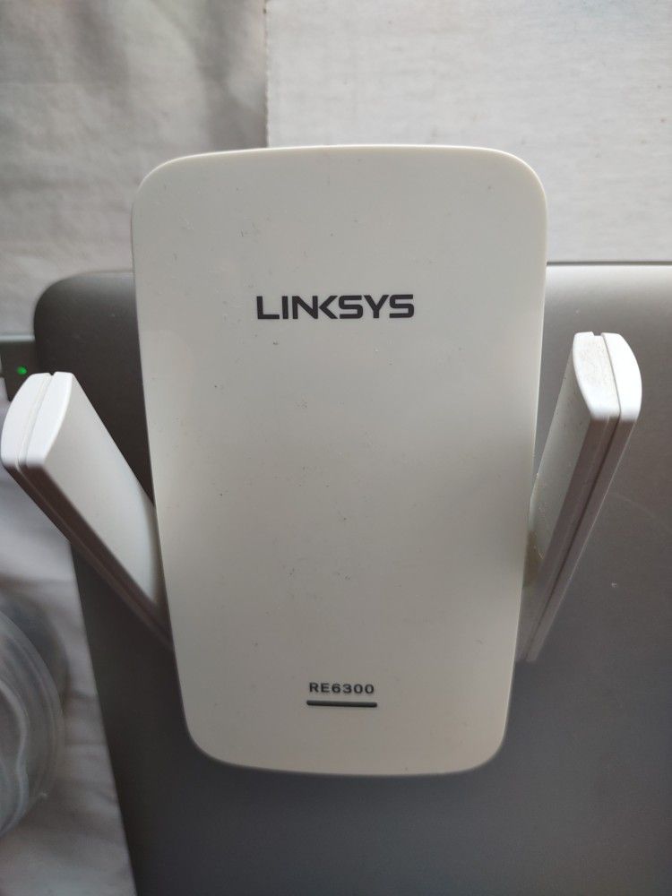 Linksys WiFi Extender RE6300