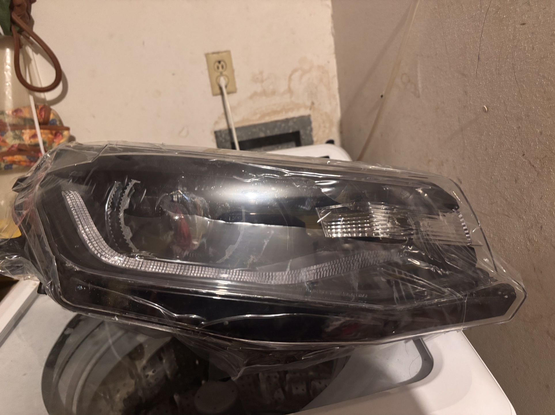 front headlight passenger side for 2019 camaro