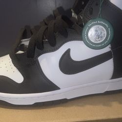 Nike Dunk Mids