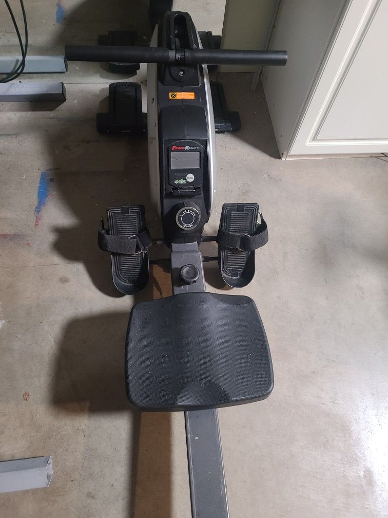 Fitness Rowing Machine 