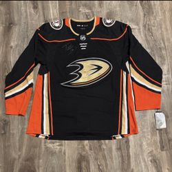 Anaheim Ducks Black Hockey Jersey Signed