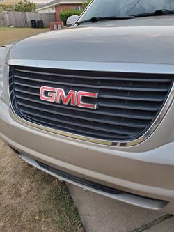 GMC yukon grill 2007 - 2013