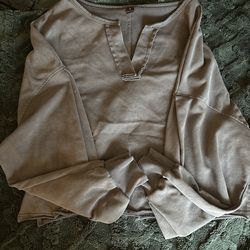 Women’s Flowy Long Sleeve Top – Neutral Tan/Beige (Size Large)