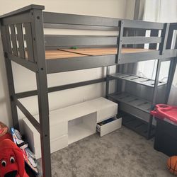 Bunk bed